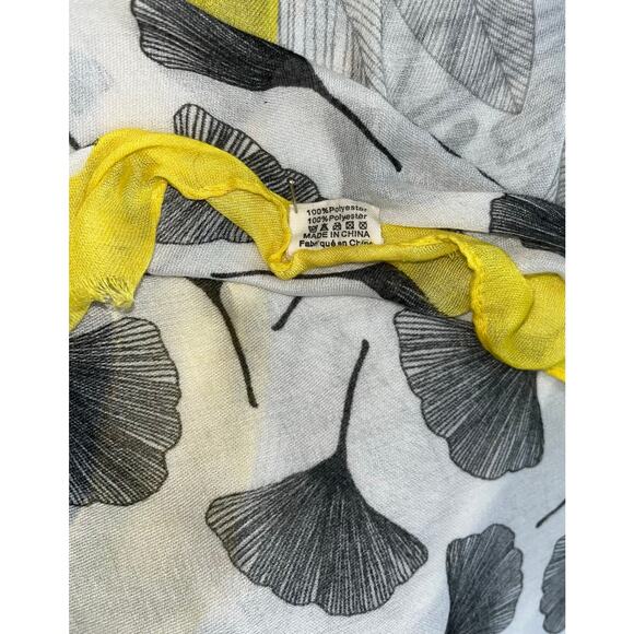 Pretty Persuasions Patchwork Floral Print Scarf - Picture 8 of 8